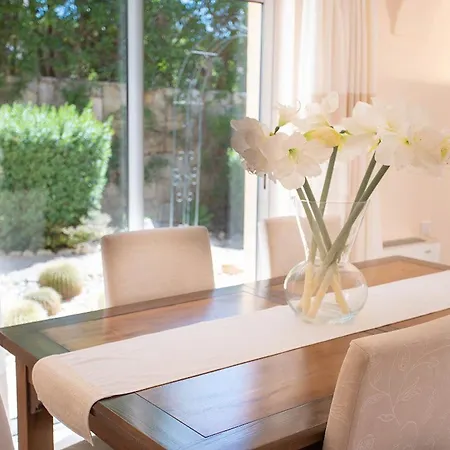 174 Gramacho - Immaculately Presented * Estombar