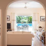 174 Gramacho - Immaculately Presented Villa *