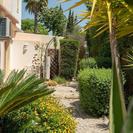 Villa 174 Gramacho - Immaculately Presented