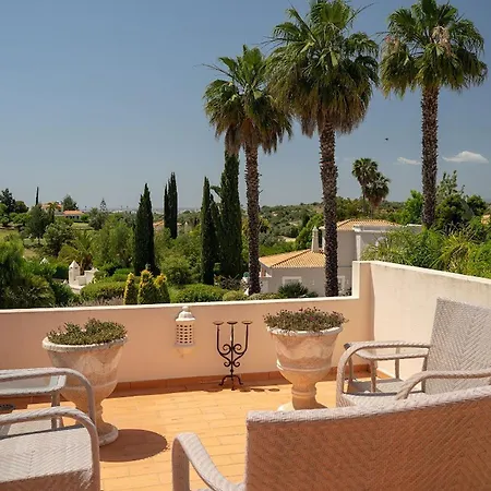 174 Gramacho - Immaculately Presented